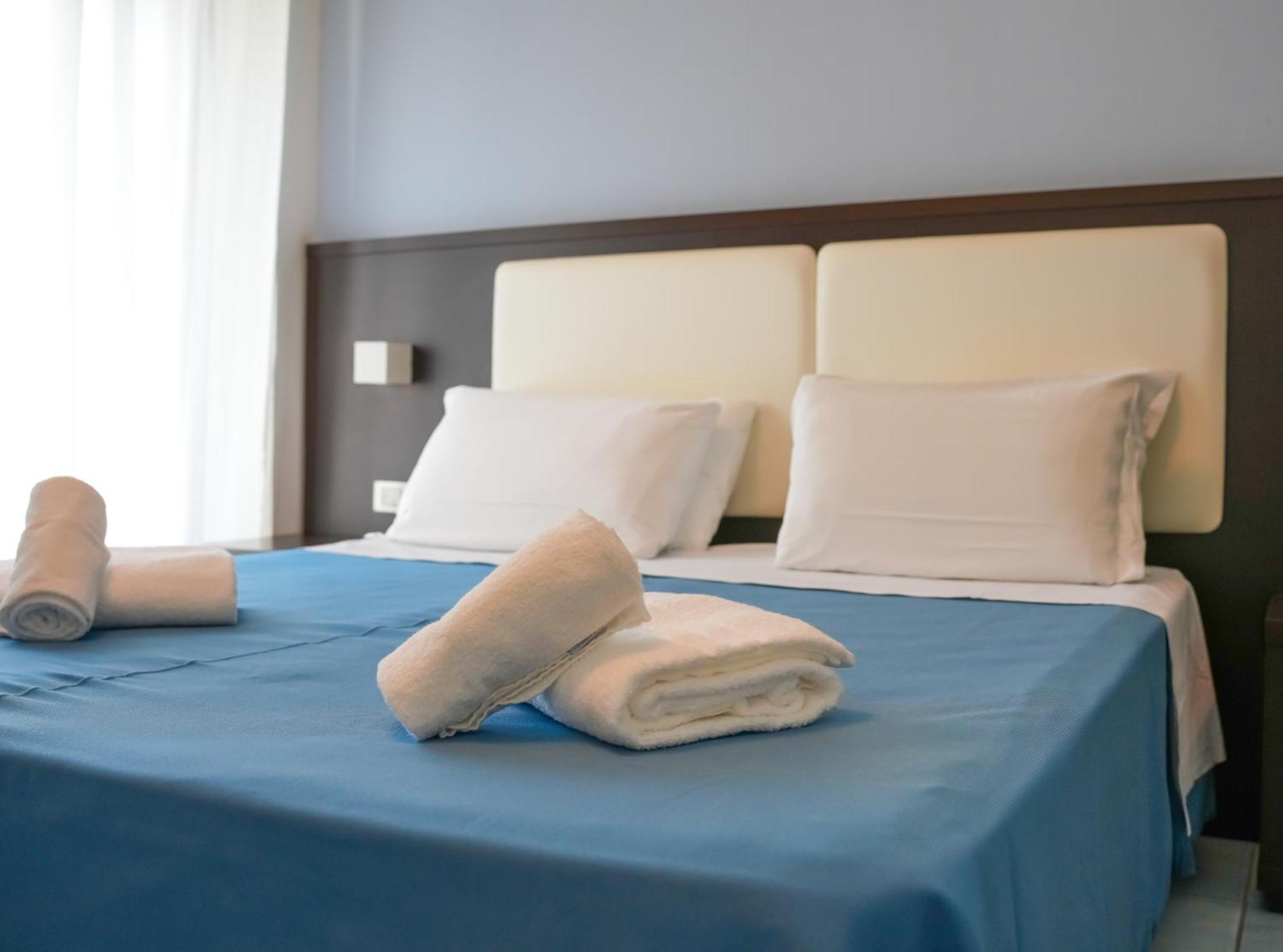 Hotel Lido Alba Adriatica Kültér fotó