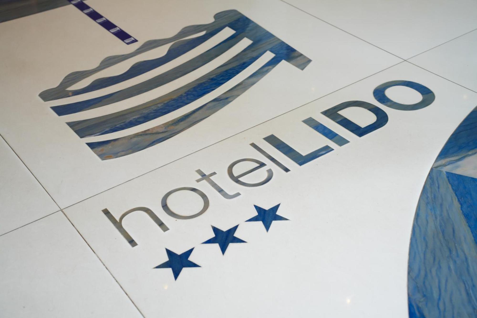 Hotel Lido Alba Adriatica Kültér fotó