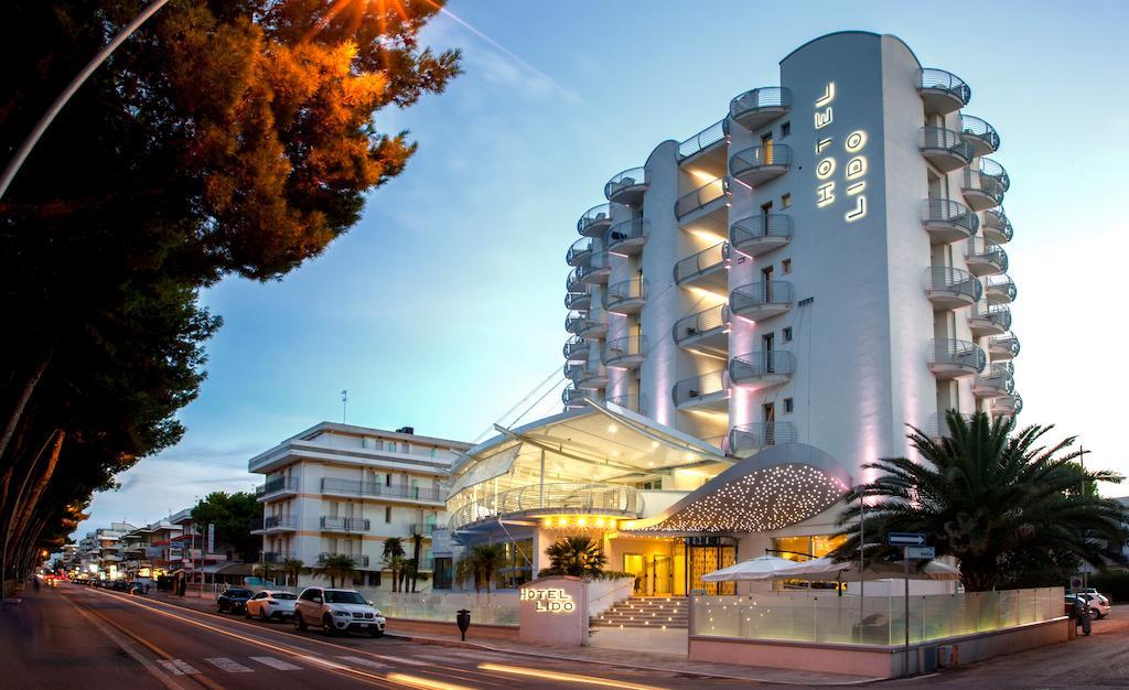 Hotel Lido Alba Adriatica Kültér fotó